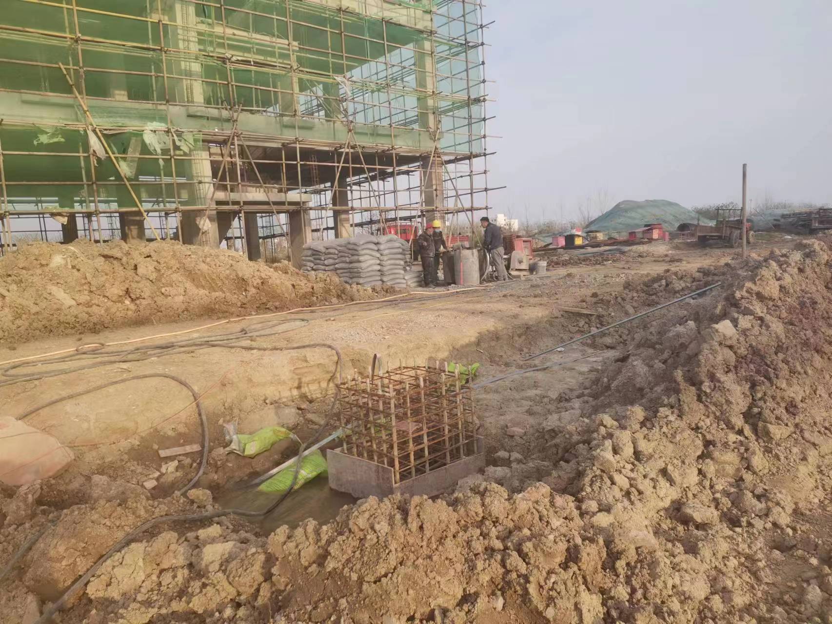 龙海当桥梁出现裂缝的时候应该及时加固修补